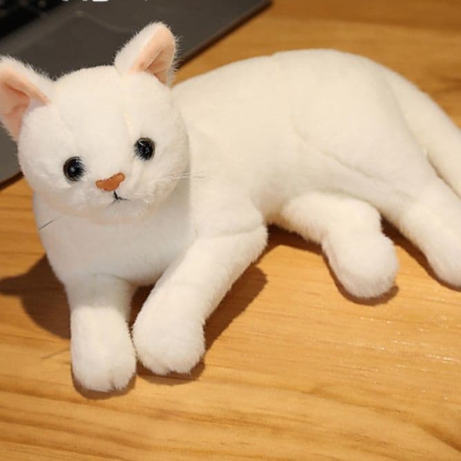ごろん寝ポーズ猫のぬいぐるみ 一人暮らしの相棒