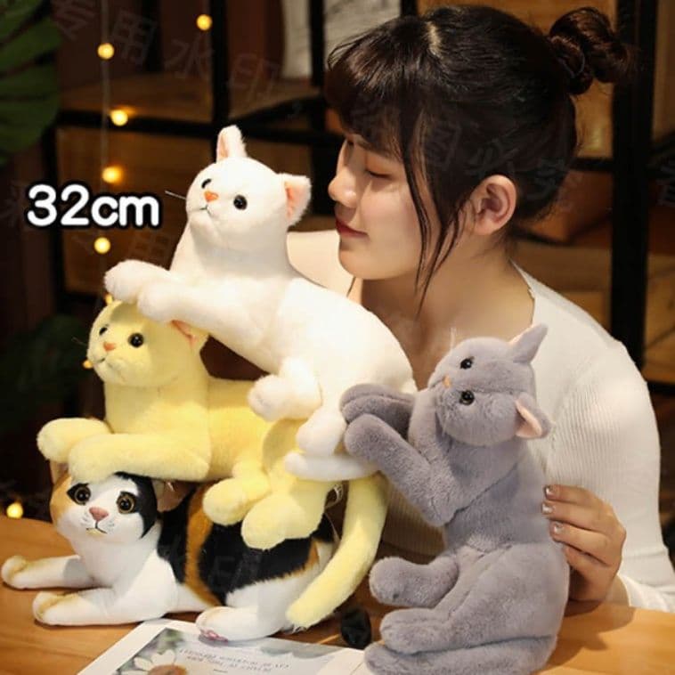 ごろん寝ポーズ猫のぬいぐるみ 一人暮らしの相棒