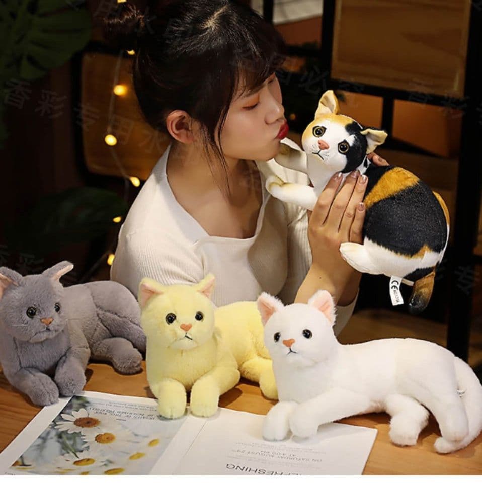 ごろん寝ポーズ猫のぬいぐるみ 一人暮らしの相棒